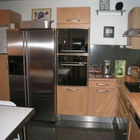 Les Toits Des Cordeliers Apartment Nancy Room photo